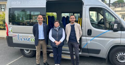 Mounir CHAKKAR, Membre du Bureau délégué à la solidarité de proximité et aux services aux usagers ; Evelyne DELAPLACE Vice-présidente en charge des transports, des mobilités, des transports scolaires et du suivi du dossier de l’A154 et David NIKIEMA, responsable marketing Linéad